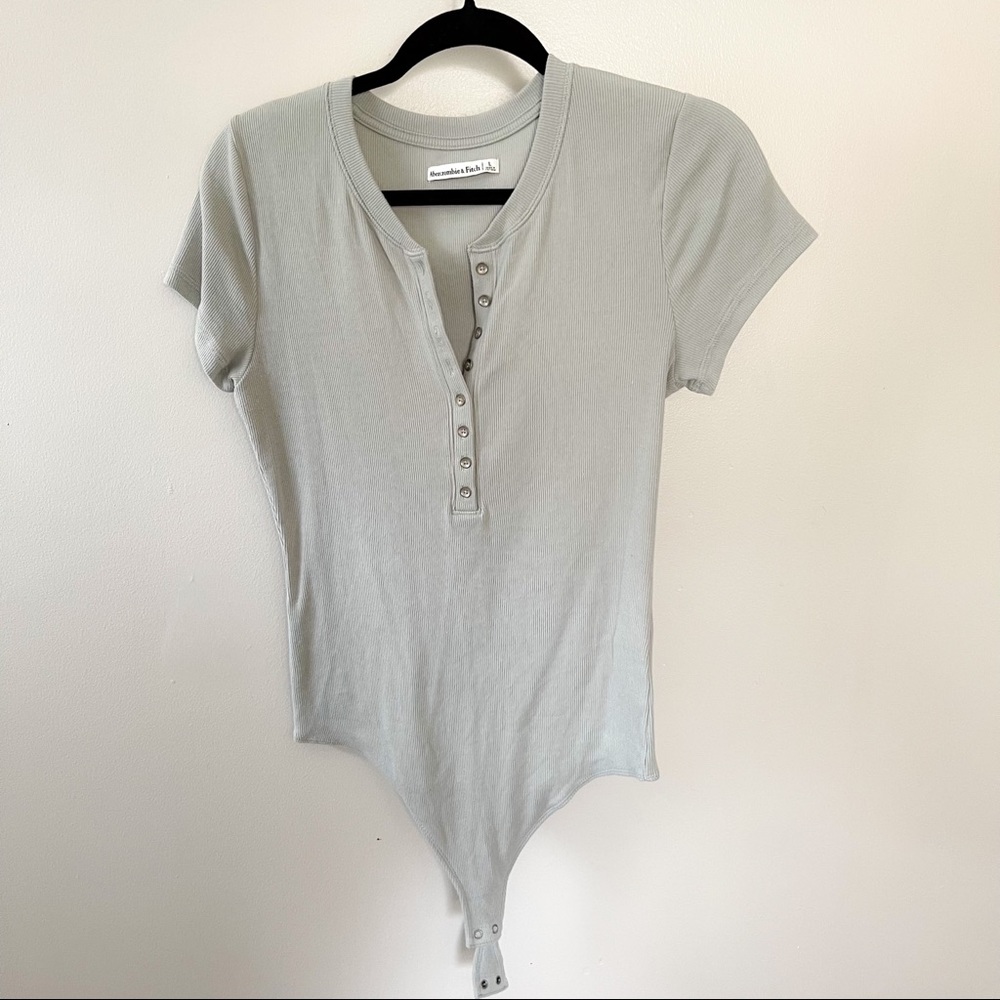 Abercrombie & Fitch ribbed body suit